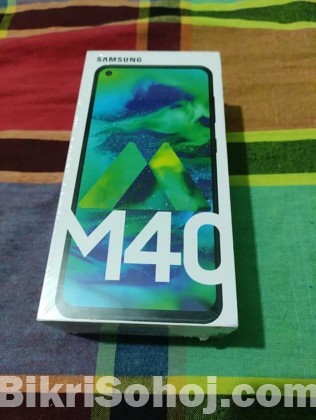 Samsung m40 (6/128)